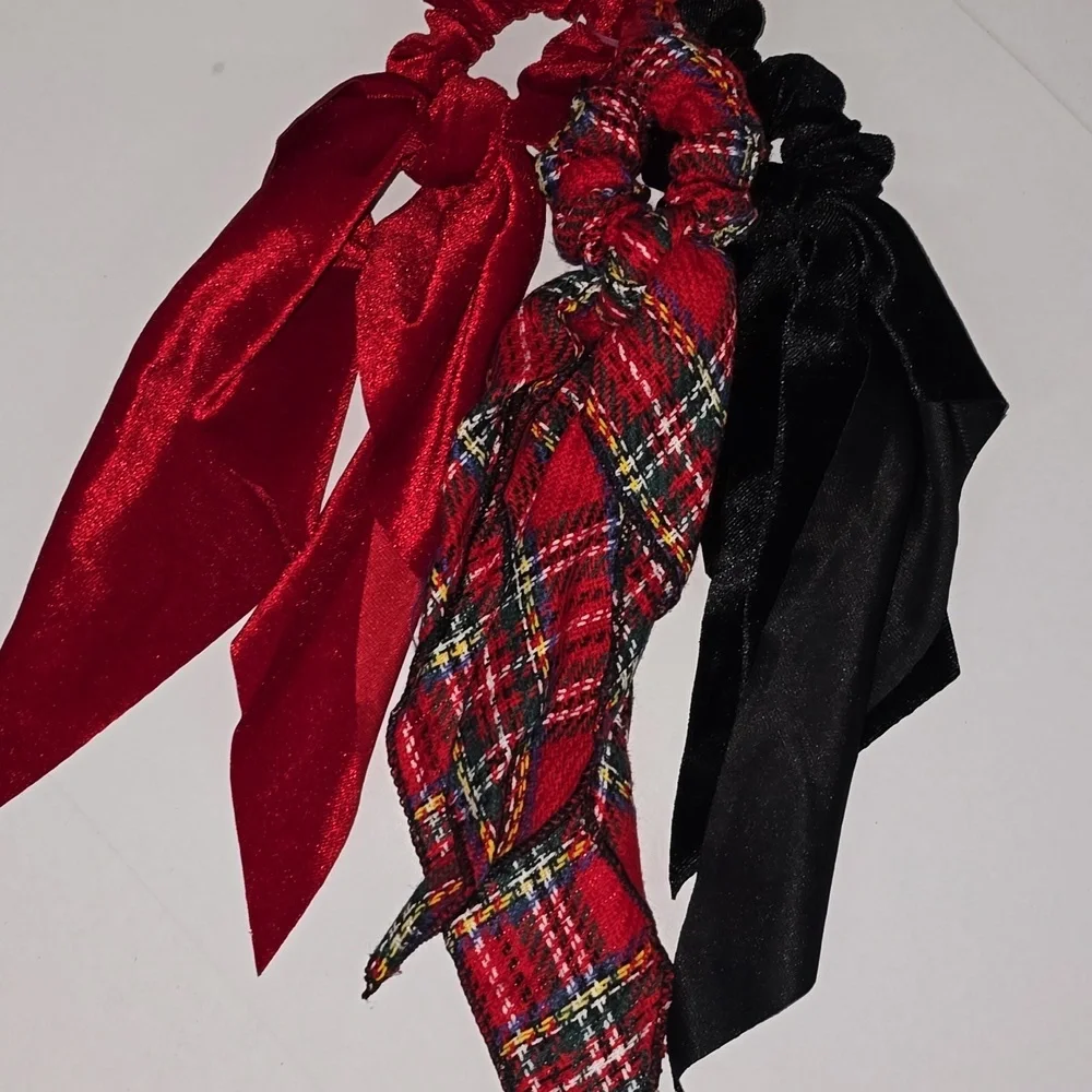 C&C Red, Black and Plaid 3pc Scrunchie Set NWT